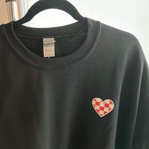 Custom sweatshirt, black heart outline with checkered material inside, NWOT